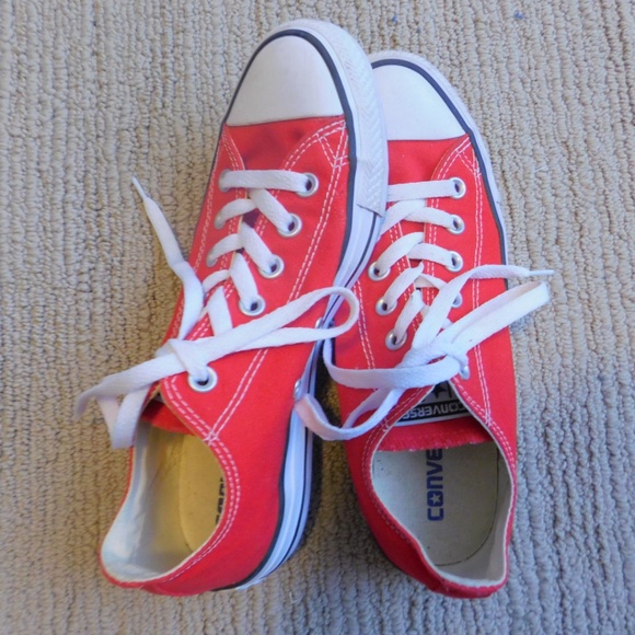 vans converse shoes
